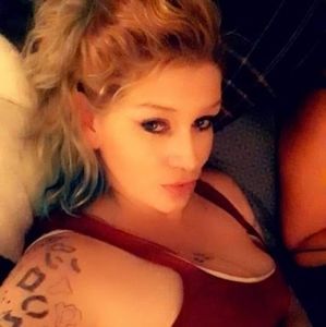 Meet your Posher, Renee